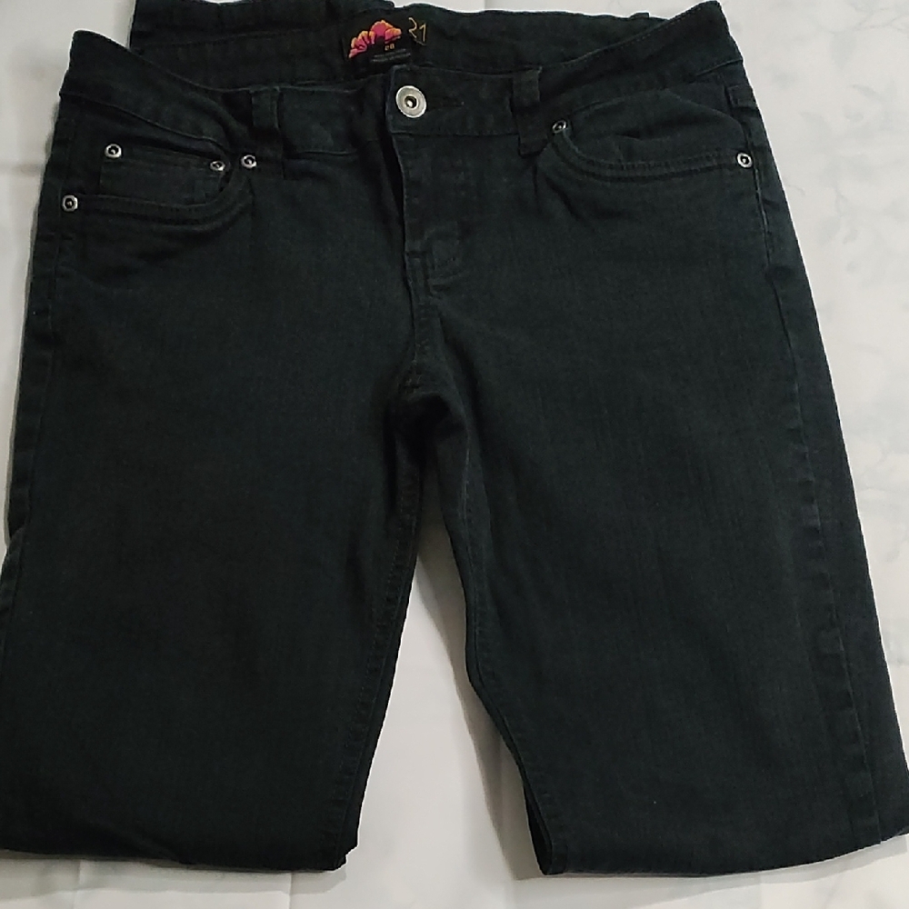 Rue21 Black Ankle Cropped‎ Jeans Classic Style